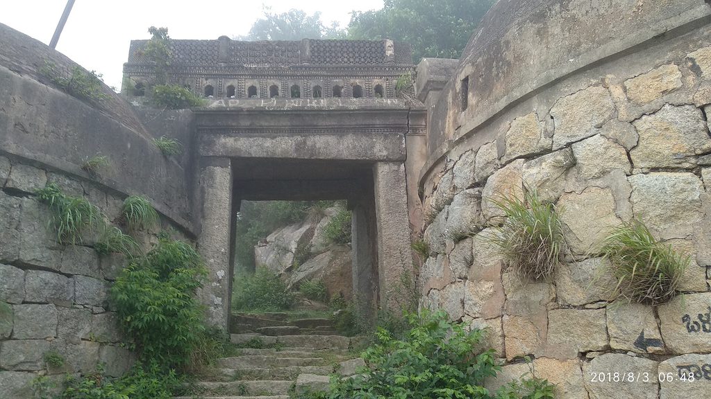 tipu sultan fort at nandi hills