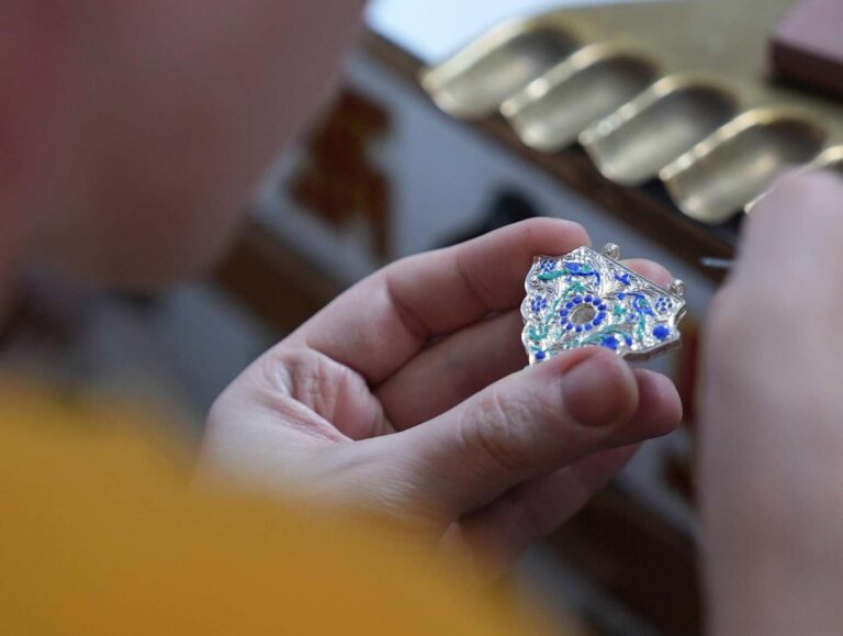 Make a Rainbow Pendant