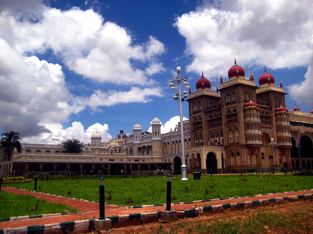 Mysuru Palace can anchor a manageable two-day itinerary.